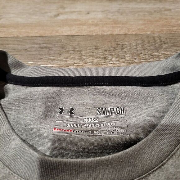 Under Armour Heat Gear Loose Fit Crew Neck Tee Shirt Mens Size Small - Picture 3 of 5